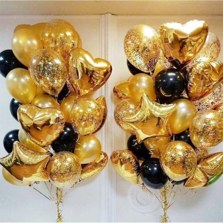 Фонтан шаров "Чёрное золото" в Бийске