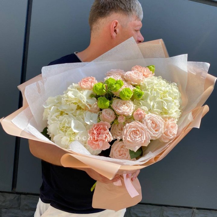 Авторский букет "Нежный крем" в Бийске