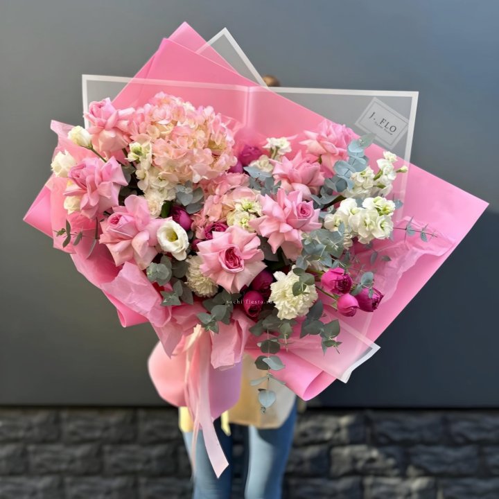 Дизайнерский букет №25 в Бийске