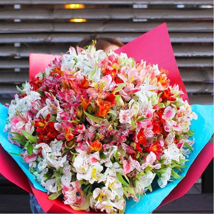 101 альстромерия в Бийске