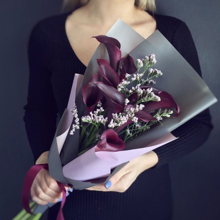 Букет фиолетовых калл в Бийске