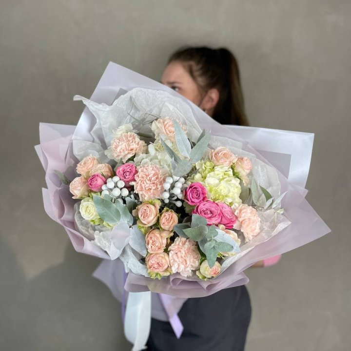 Дизайнерский букет №19 в Бийске