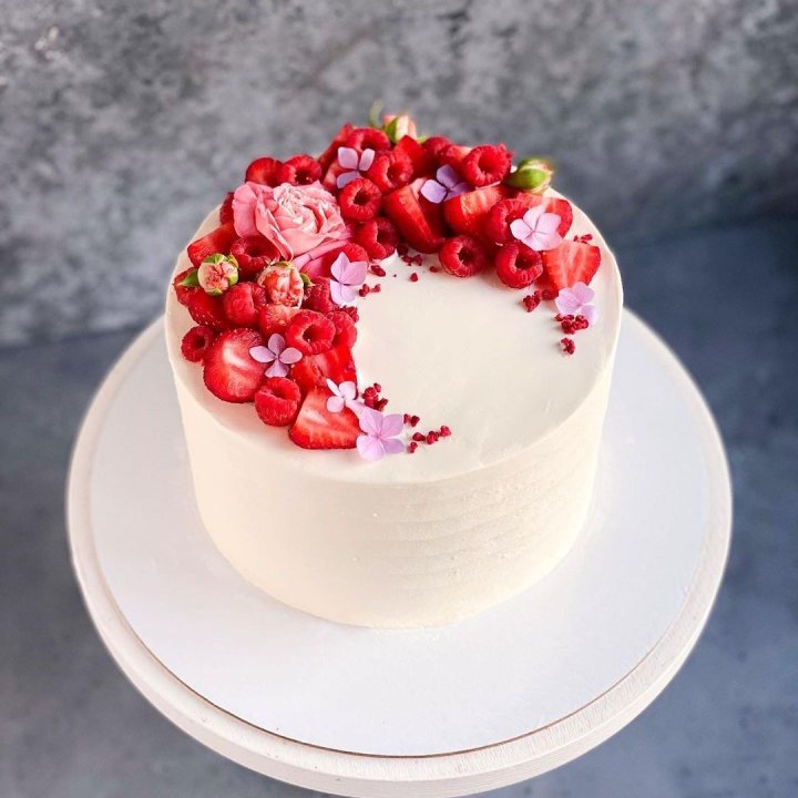 Торт "Малина" в Бийске