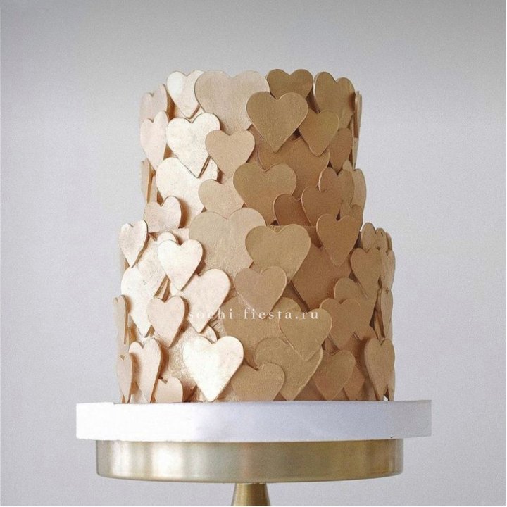Торт "Hearts" gold в Бийске