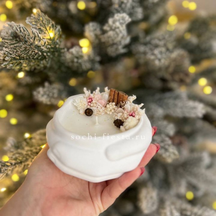 Свеча ароматическая в гипсе Руки с корицей в Бийске