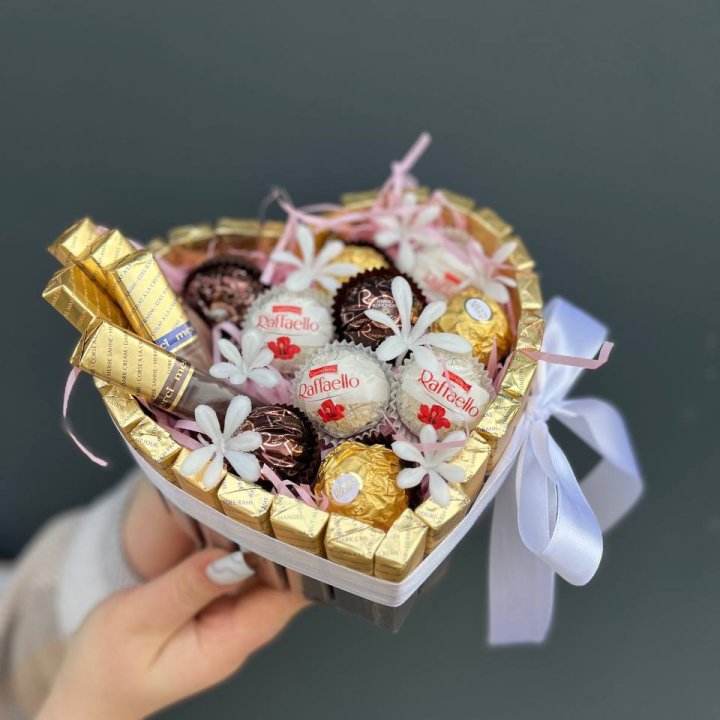 Подарочный набор шоколада в Бийске