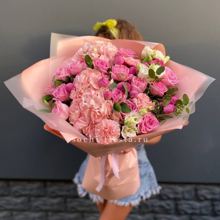 Авторский букет "Восторг" в Бийске