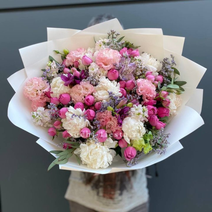 Дизайнерский букет №10 в Бийске