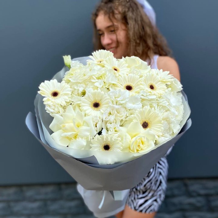  Букет "Вайт люксур" в Бийске