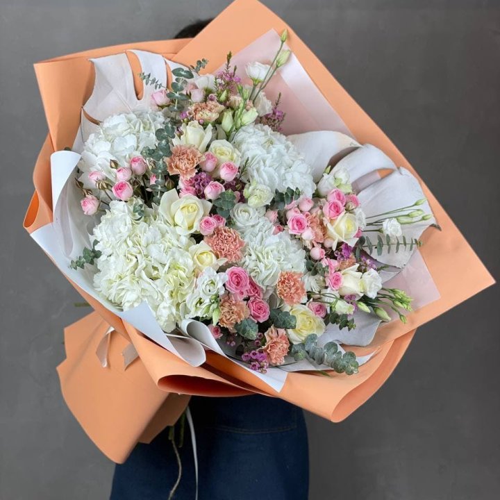 Макси-букет кремовый в Бийске