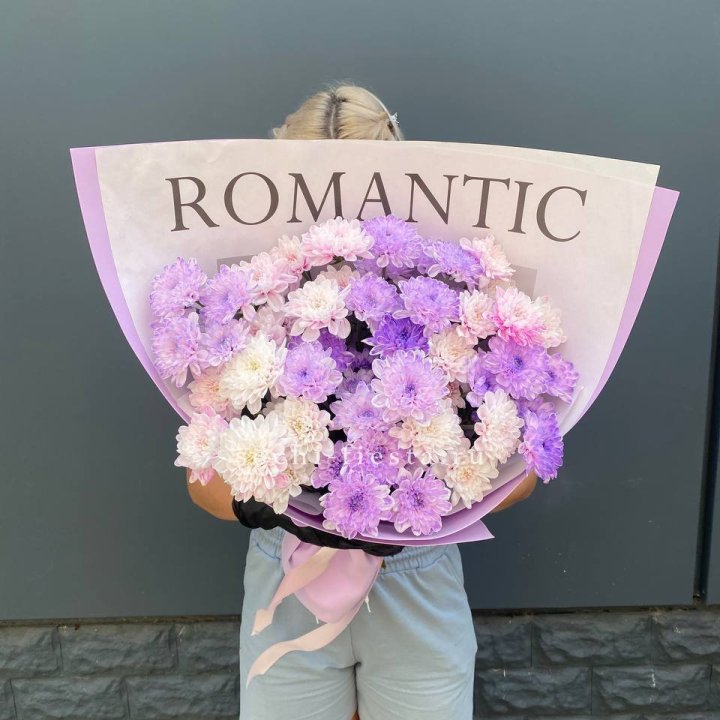 Букет сиреневых хризантем в Бийске