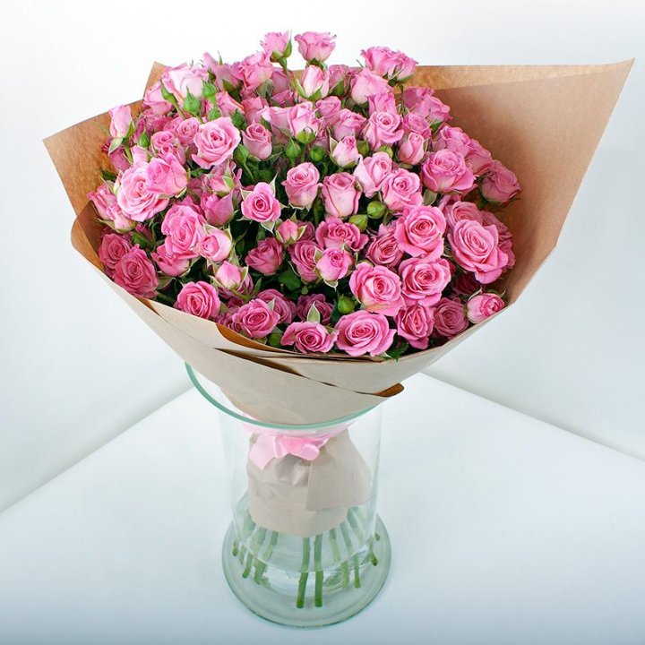 15 кустовых роз в Бийске