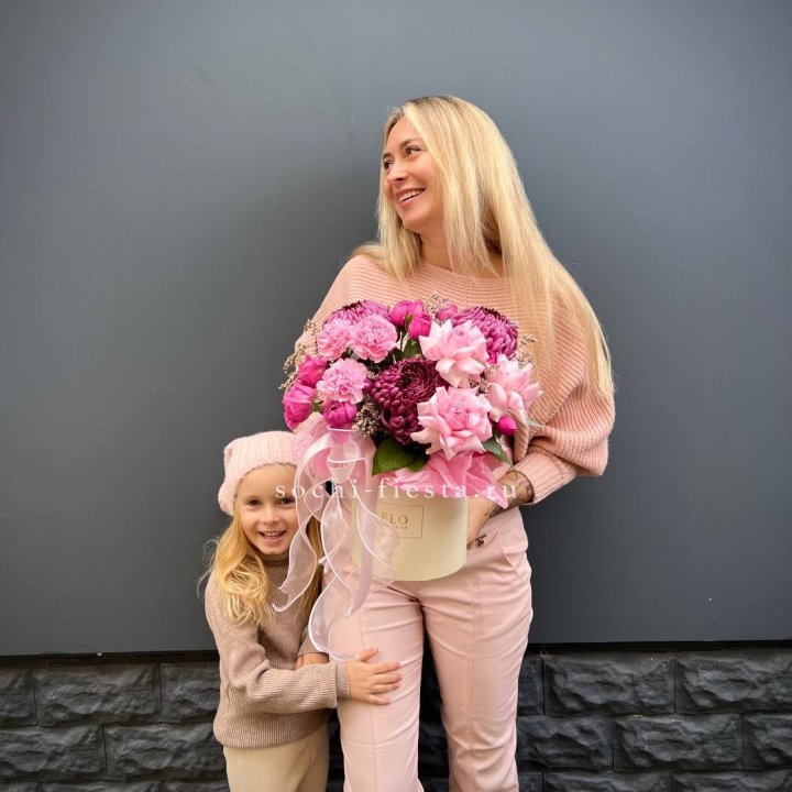 Цветочный бокс "Альба" в Бийске