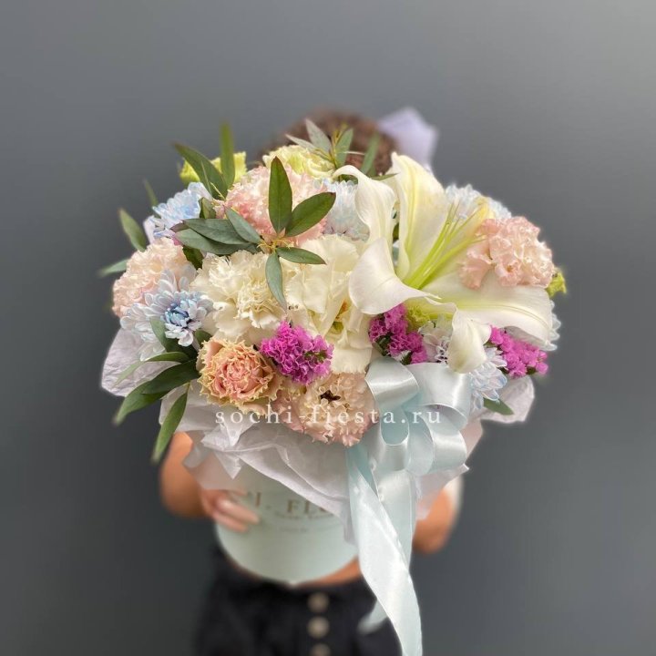 Дизайнерский цилиндр "Лилия" в Бийске