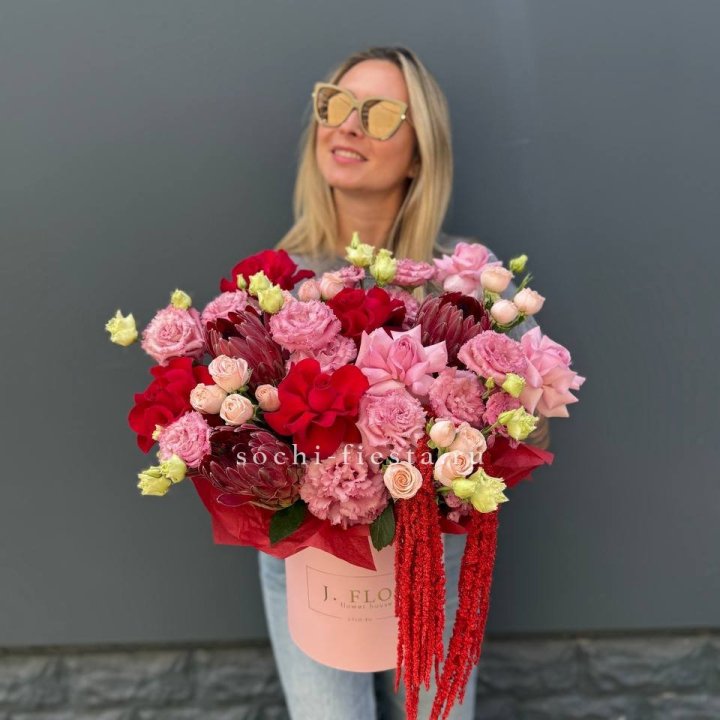 Дизайнерский цилиндр "Криотель" в Бийске