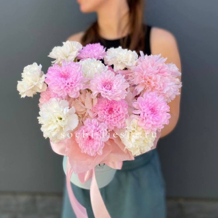 Коробка с цветами "Фиона" в Бийске