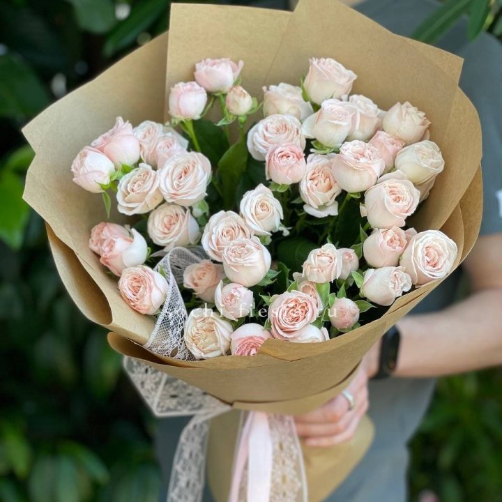 Кустовые розы букет №1 в Бийске