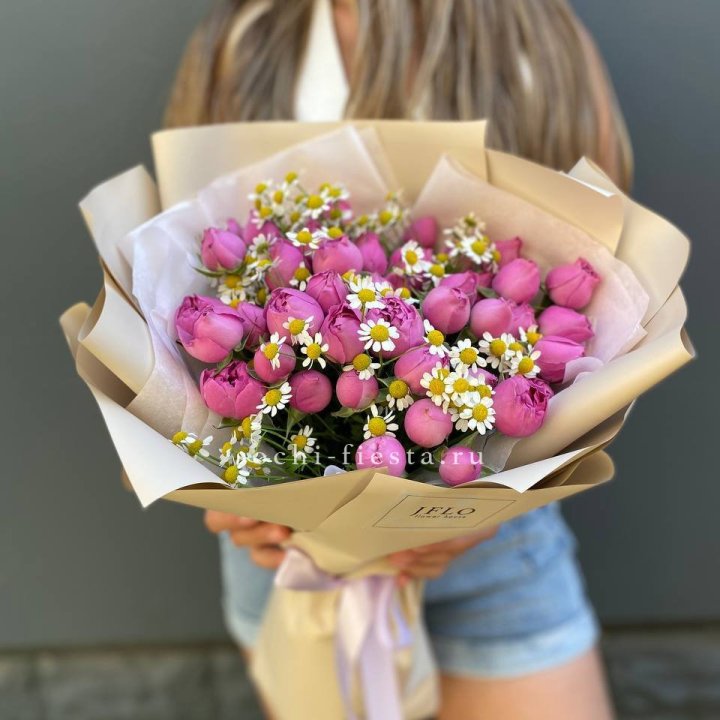 Дуобукет мисти с ромашками  в Бийске