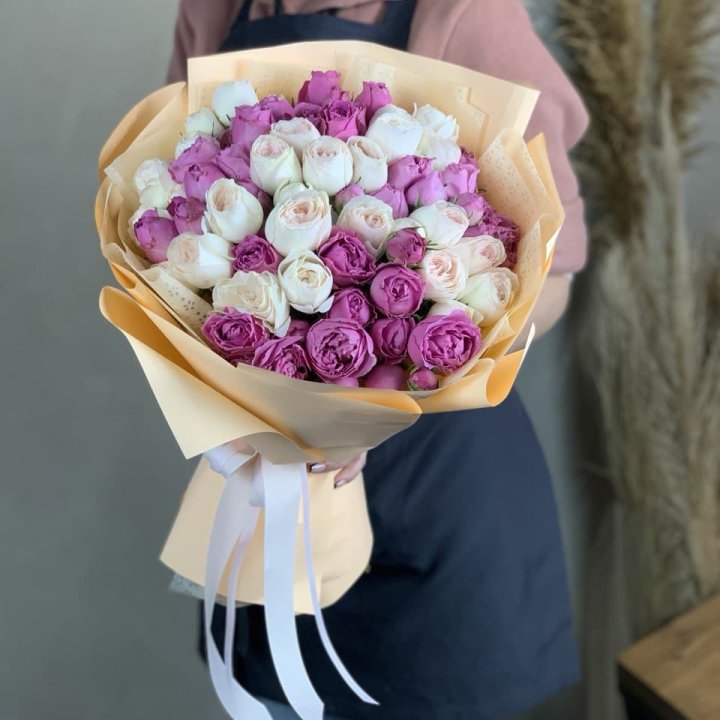 Букет кустовых роз Джулиана в Бийске