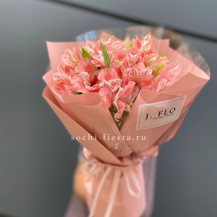 Букет альстромерий розовых в Бийске