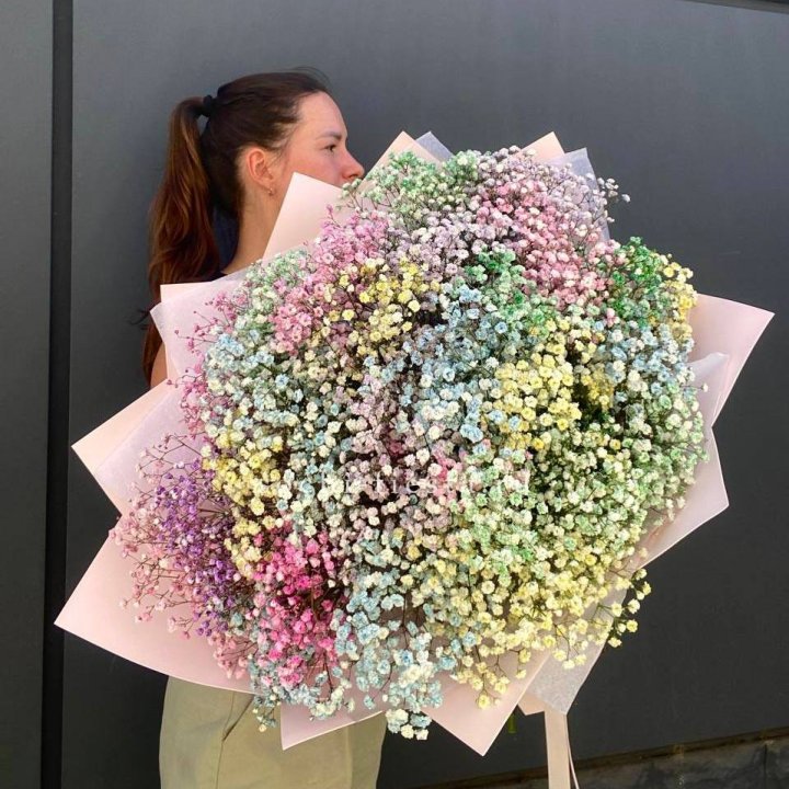 Пышный букет из гипсофил  в Бийске