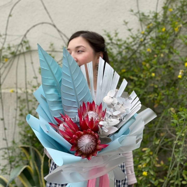 Букет из протеи "Клеопатра-2" в Бийске