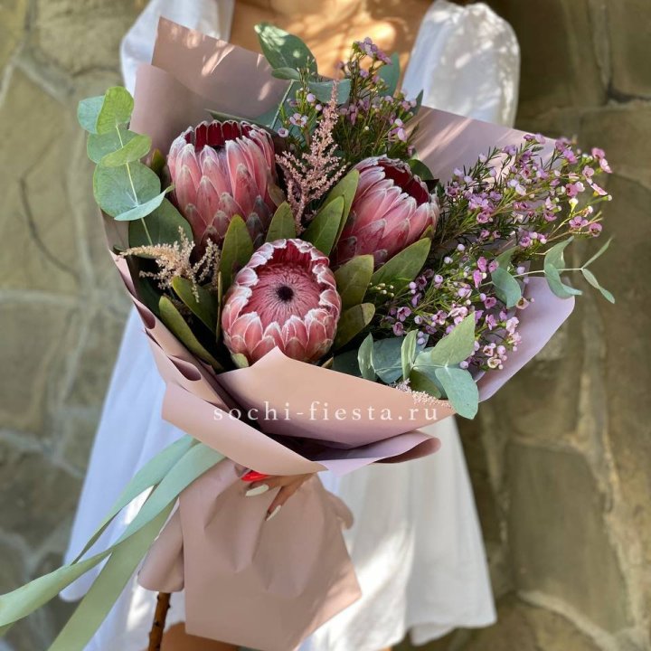 Букет из протеи "Клеопатра"  в Бийске