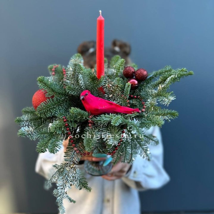 Новогодняя композиция в бокале в Бийске