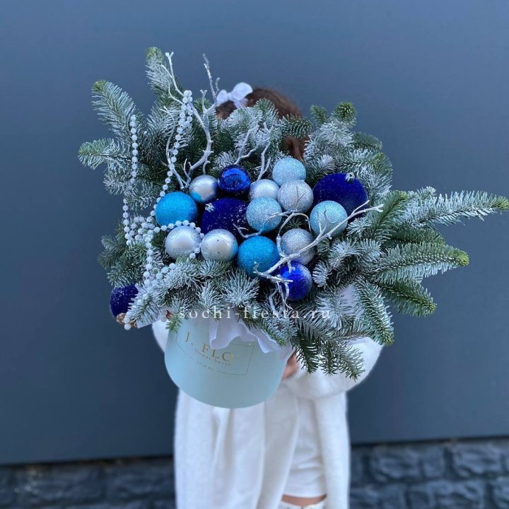 Композиция "Голубая бездна" в Бийске