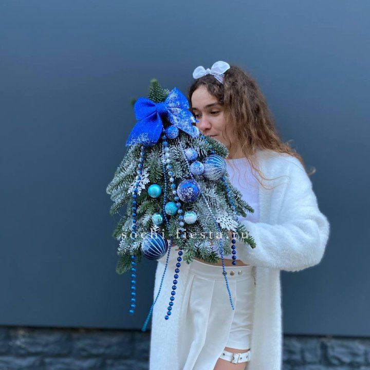 Новогодняя елочка "Блю" в Бийске