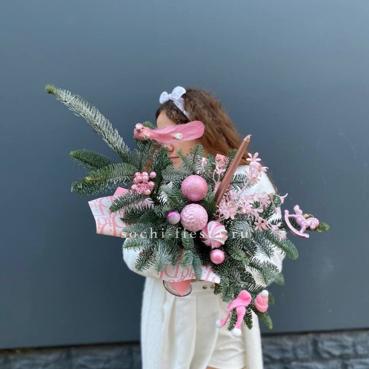 Композиция бокал розовый в Бийске