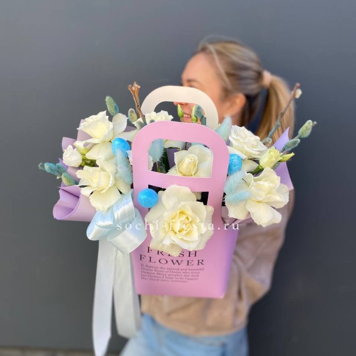 Цветочная сумочка "Пасхальная композиция" в Бийске