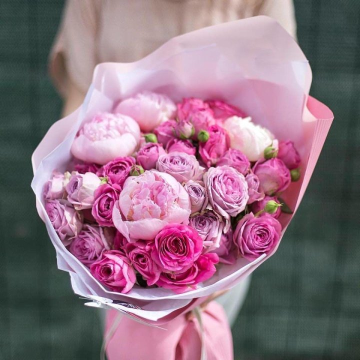 Букет с пионами "Леси" в Бийске