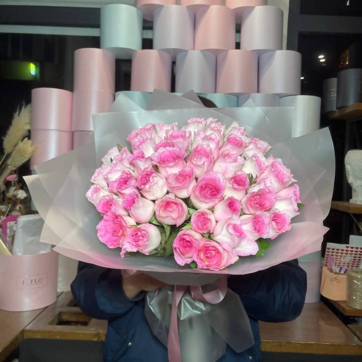  51 розовых роз в Бийске