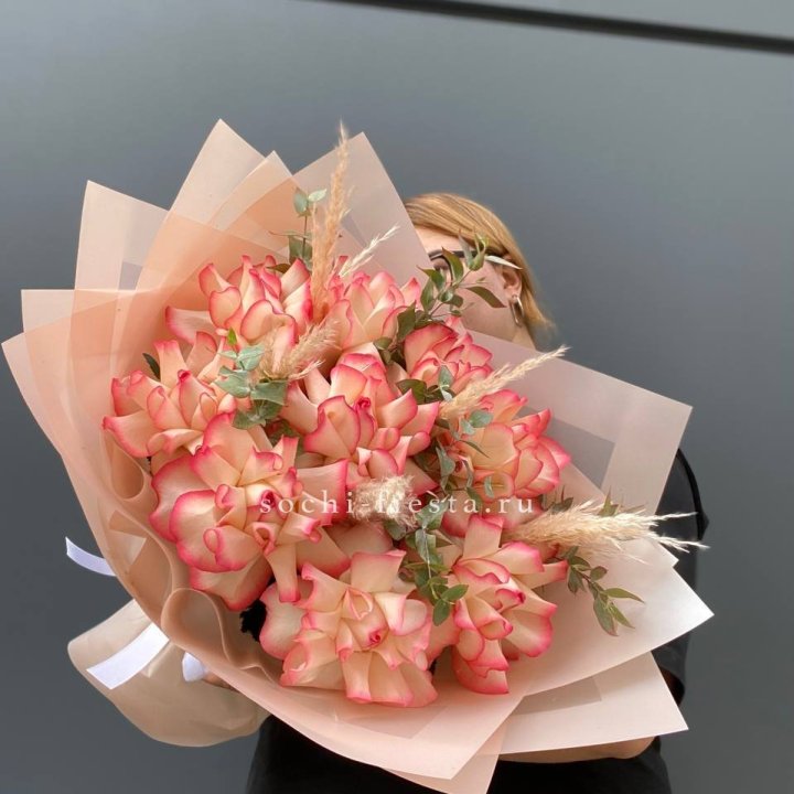 9 Французских роз Джумилия  в Бийске