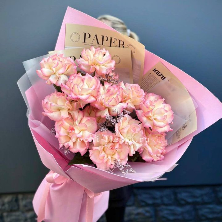 15 французских роз "Джумилия" в Бийске