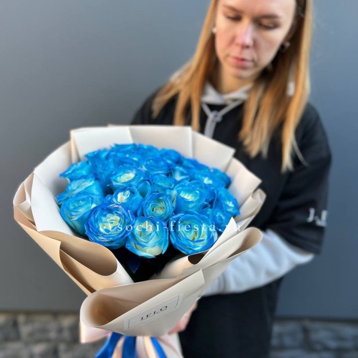 Букет синих роз блю логан в Бийске