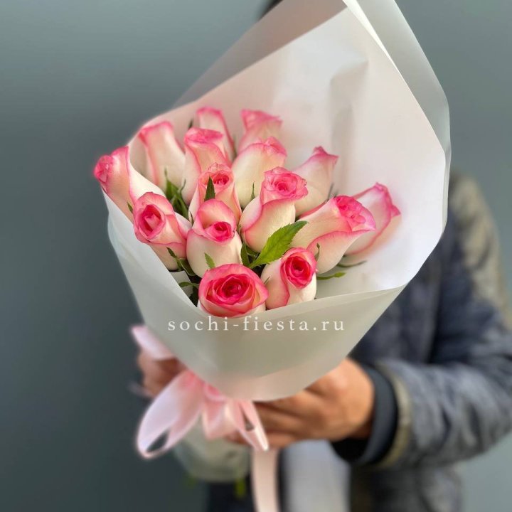 15 роз "Джумилия" в Бийске