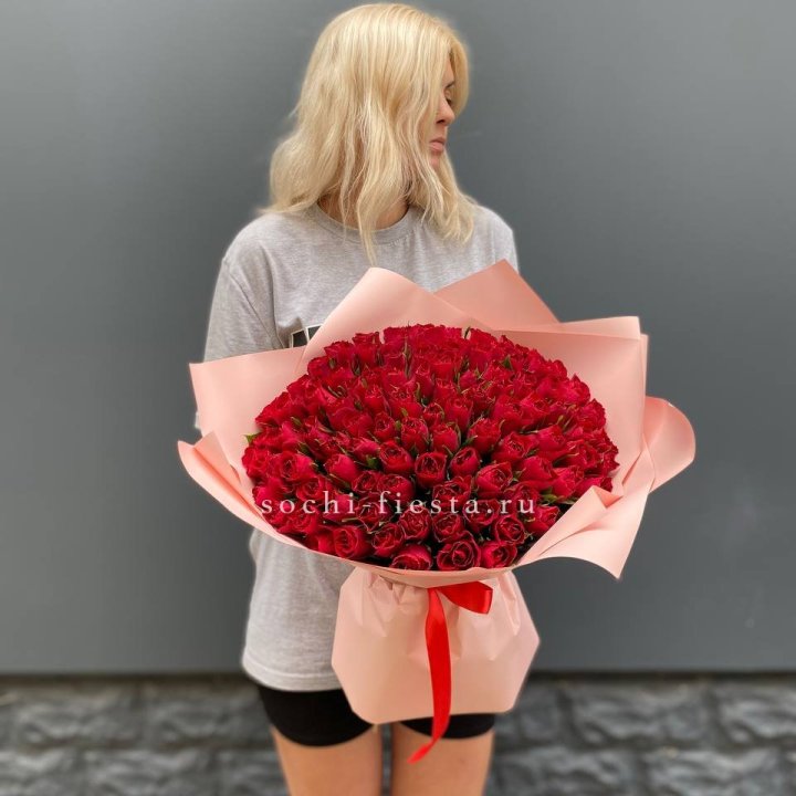 101  красная кенийская роза  в Бийске