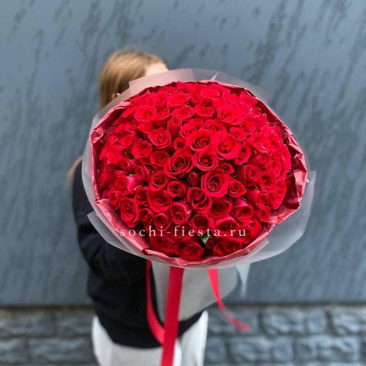 101  красная кенийская роза  в Бийске