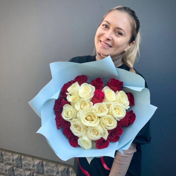 27 роз "Сердце" в Бийске