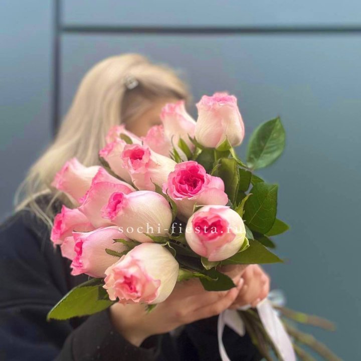 15 роз Мандала в Бийске