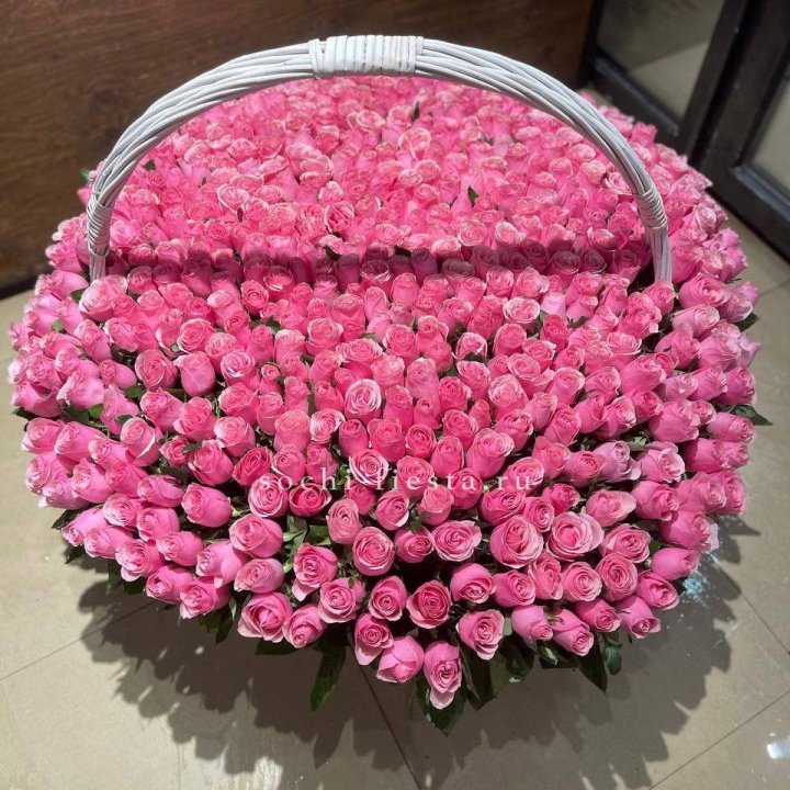 501 розовая роза в Бийске