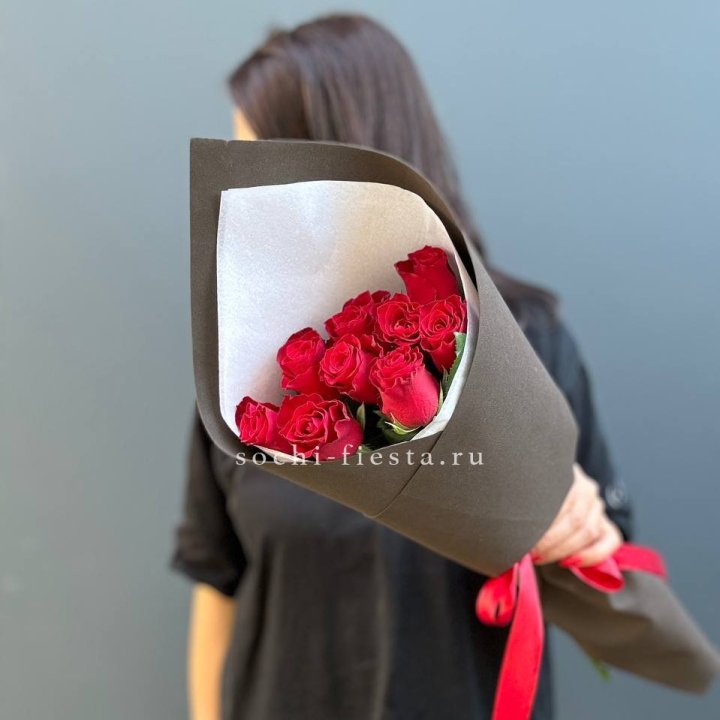 9 красных роз в фоамиране в Бийске