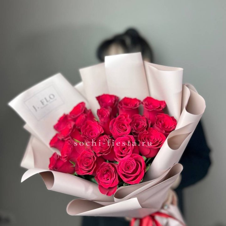 21 красная роза  в Бийске