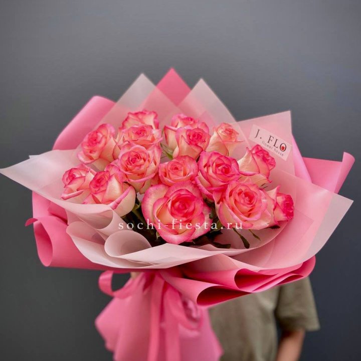 15 роз "Джумилия" в Бийске