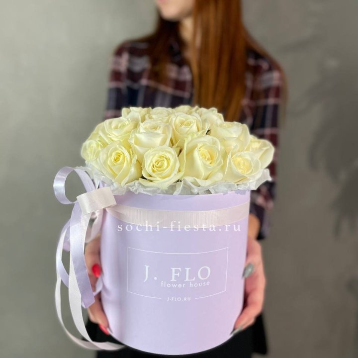 25 роз в цилиндре  в Бийске