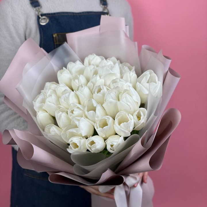 Букет белых тюльпанов "Пур-пур" в Бийске
