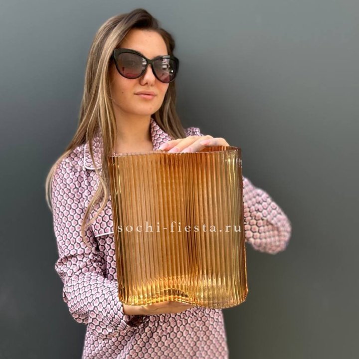 Стеклянная ваза №7 в Бийске